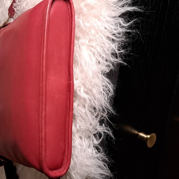 Coach  Vintage USA 9806 Slim Bucket Equestrian Red Leather Legacy Shoulder Bag - Picture 9 of 15